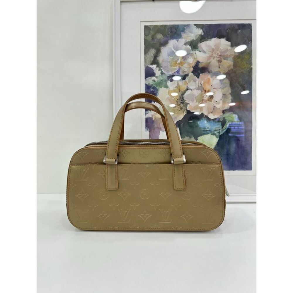 Louis Vuitton Women Pre-Loved Bag Very Good Condition